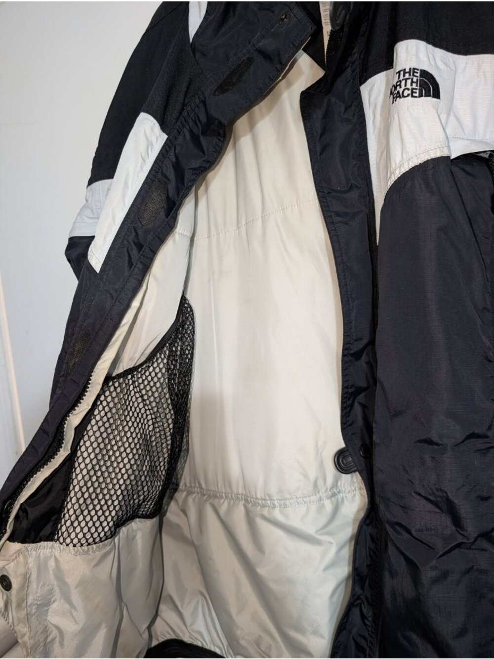The North Face Men's XL Black White Insulated Ski Snow Jacket Coat - Picture 3 of 8